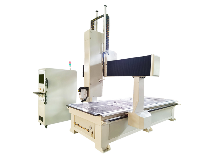 1325加高型四轴联动摆头雕刻机 白色钣金 1325加高型四轴联动摆头雕刻机 白色钣金